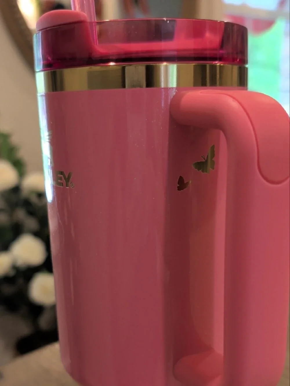 Stanley Pink Wicked Glinda Travel Tumbler with Handle and Straw - Picture 2 of 6